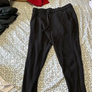 Black Boohoo sweat pants